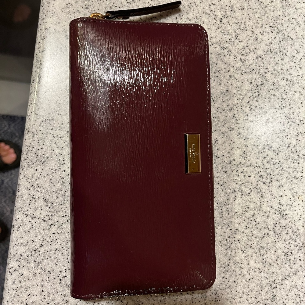 Kate Spade Saffiano Leather Zip Around Wallet NWOT Burgundy